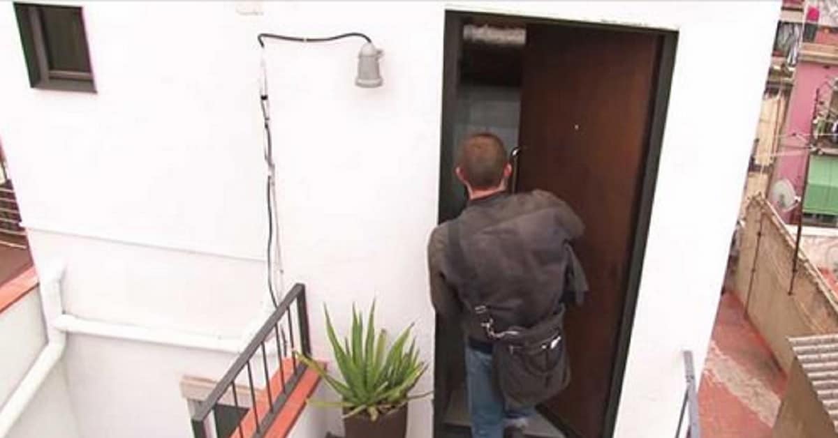 Quello che si nasconde dietro la porta di questo appartamento di 24mq è più grande di ciò che si può immaginare