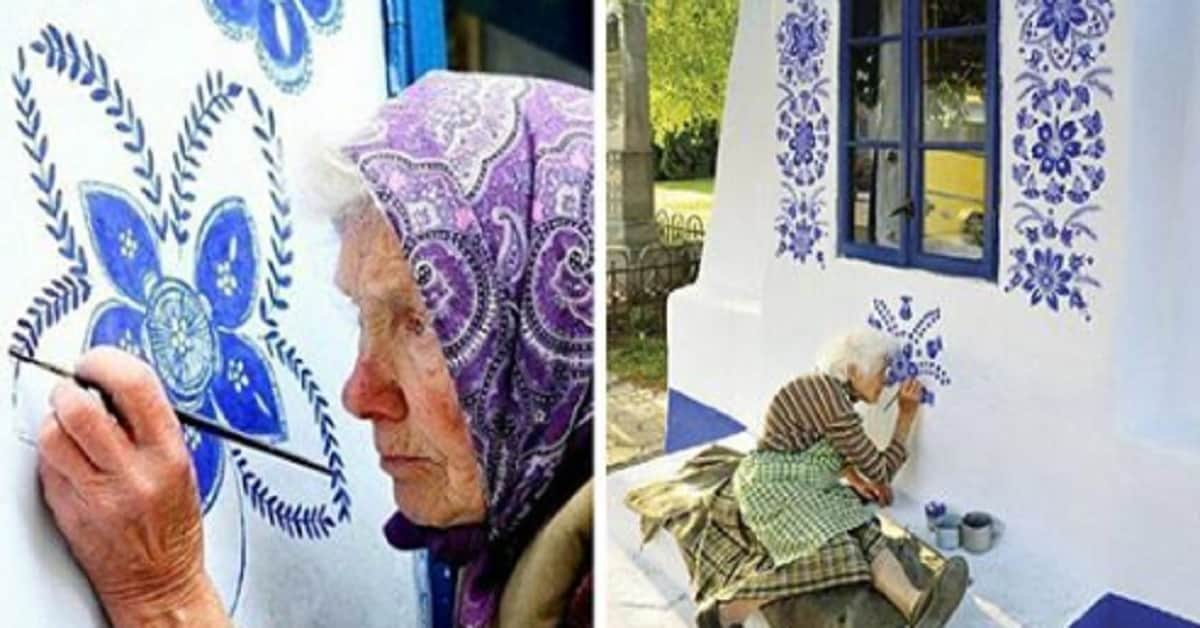 La nonna di 90 anni trasforma il piccolo villaggio nella sua galleria d’arte – il motivo è commovente