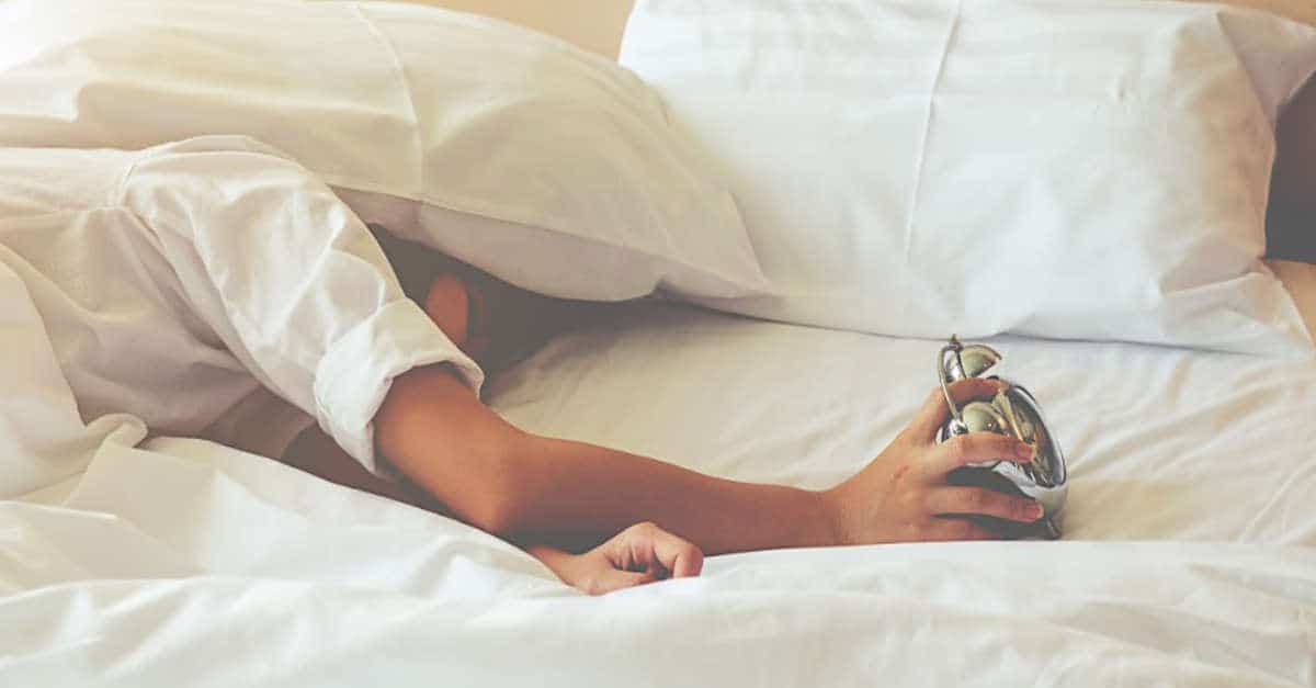 Le conseguenze del NON dormire a sufficienza per la salute fisica e mentale. Ecco cosa accade