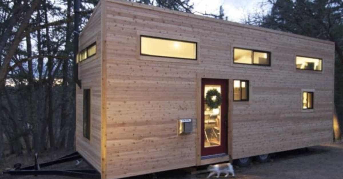Questa mini-casa è grande 20 mq e costa circa 20 mila euro: niente bollette o mutuo. I suoi interni vi sorprenderanno!