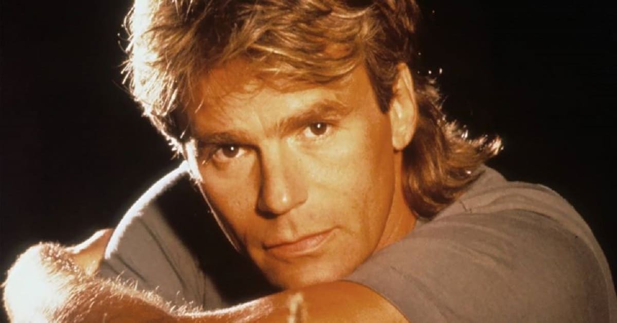 Interpretava MacGyver nella nota serie tv. Ecco l’attore Richard Dean Anderson che fine ha fatto 30 anni dopo