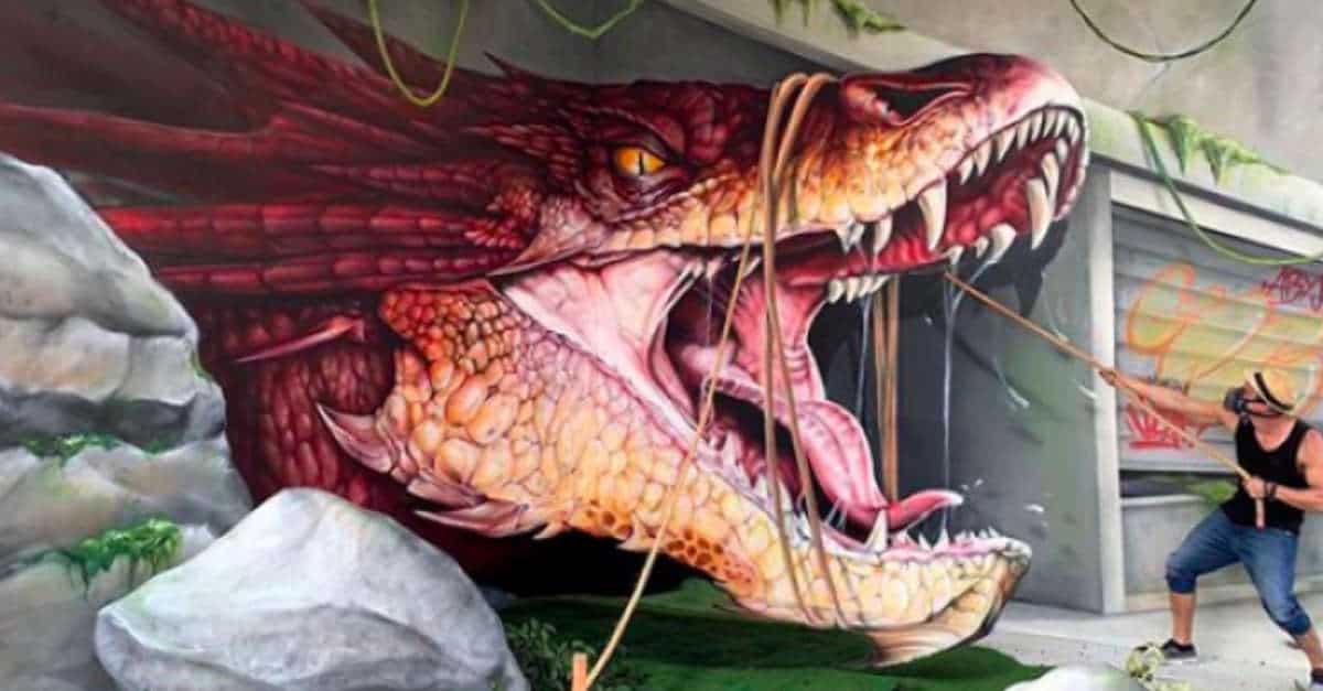 Un artista di street art crea opere 3D a dir poco spettacolari. Le opere sembrano quasi prendere vita!