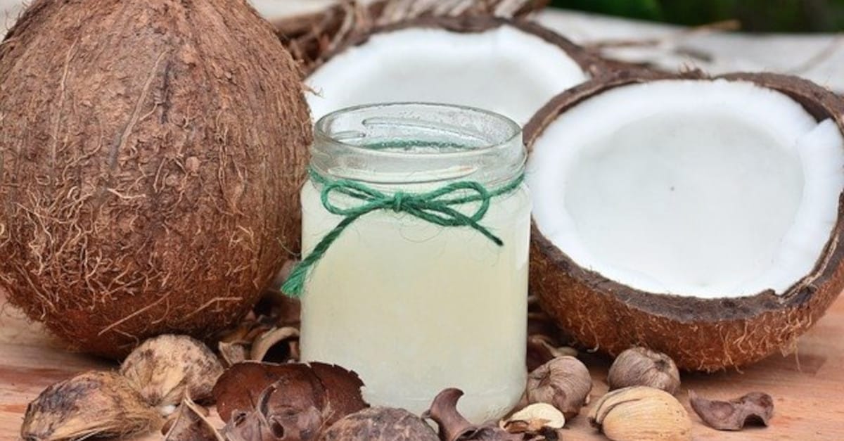 Olio di Cocco: Tutti i benefici che genera nel nostro corpo, scopri le sue proprietà.