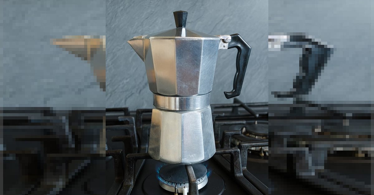 Quando il caffè non sale dalla moka esiste un semplice trucchetto! Ecco cosa devi fare