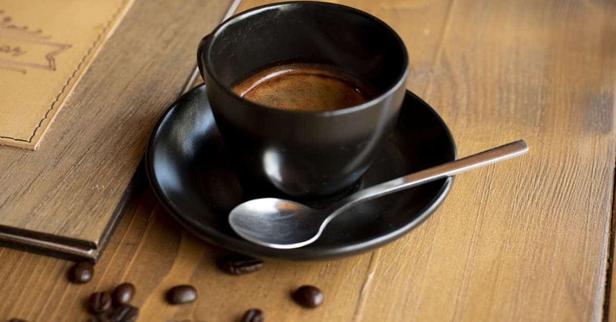 9 Cose che NON avresti MAI pensato di aggiungere al tuo caffè