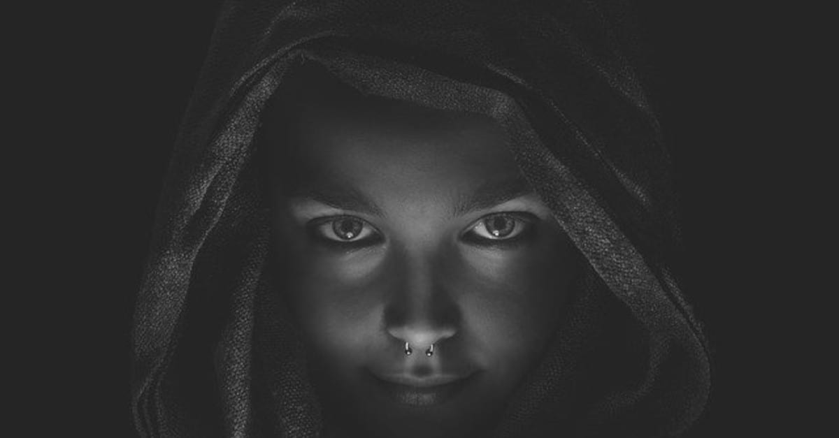 Le donne più pericolose dello zodiaco: dalla più dannosa alla meno dannosa. Ecco i loro 4 segni