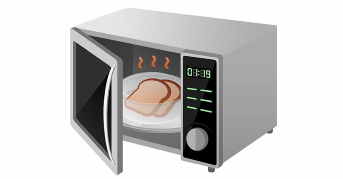 6 cibi che non vanno cotti o riscaldati al forno microonde