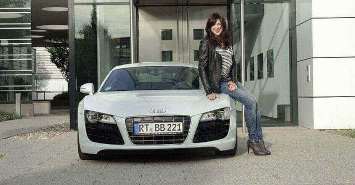 3 Donne dello zodiaco che amano le auto, ecco di quali segni parliamo