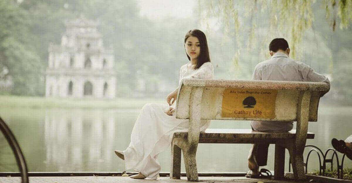 Questi sono i 4 segni zodiacali tra le donne che si annoiano facilmente in una relazione