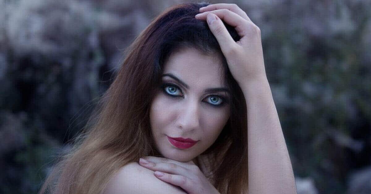 Le donne di questi 3 segni zodiacali cambiano molto facilmente il loro umore