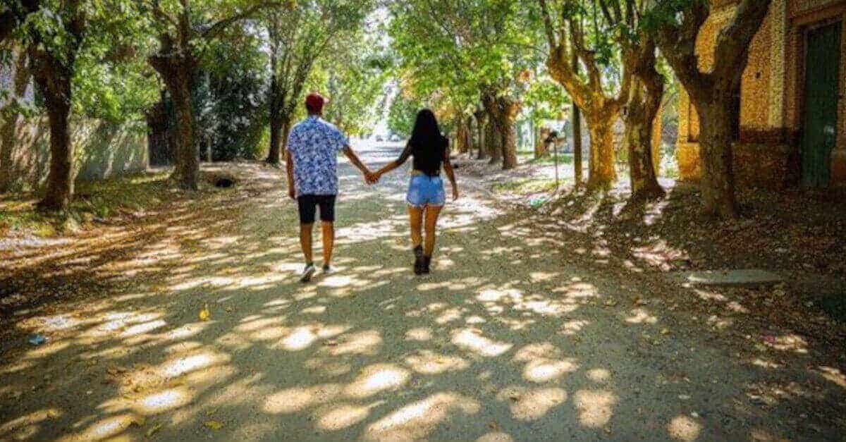 Segni zodiacali che si aggrappano a una relazione più di quanto dovrebbero