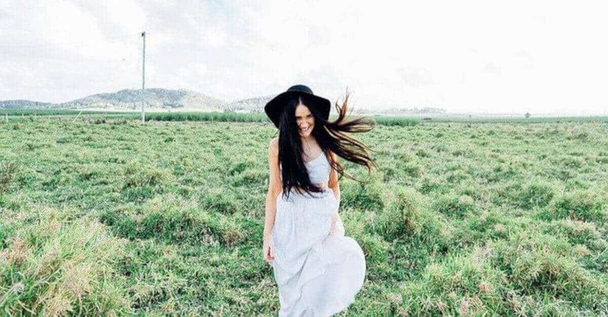 3 segni zodiacali felici da single in estate