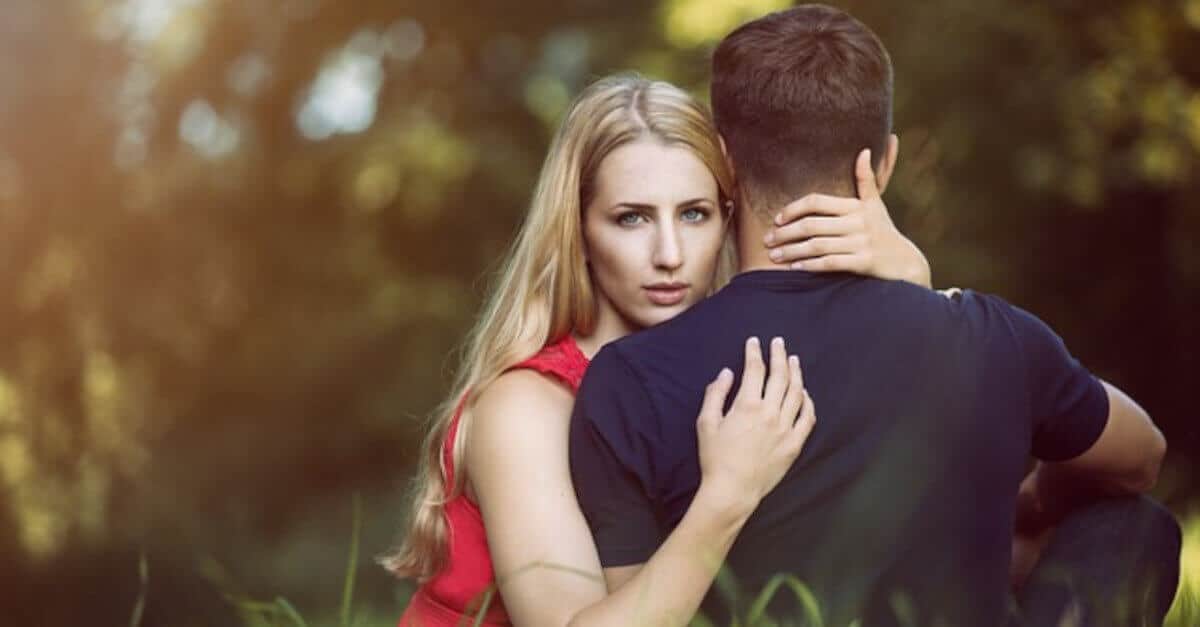 Le donne di questi tre segni zodiacali dimenticano il loro partner già prima di lasciarlo