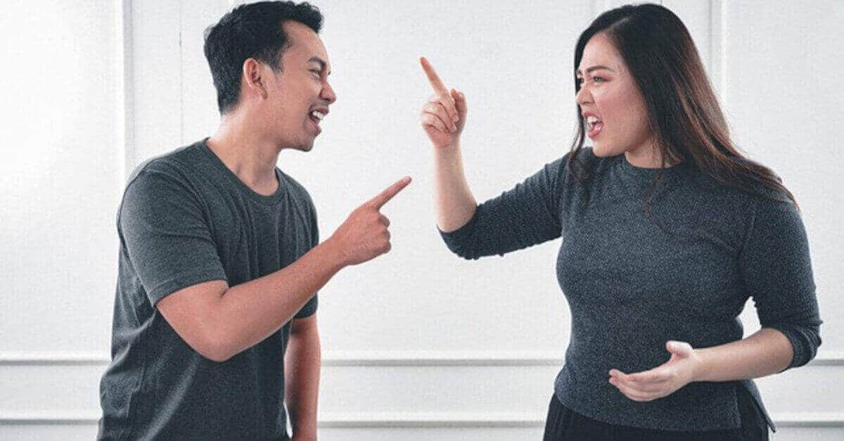 Giudicano sempre! Gli uomini di questi segni zodiacali sono i più intolleranti