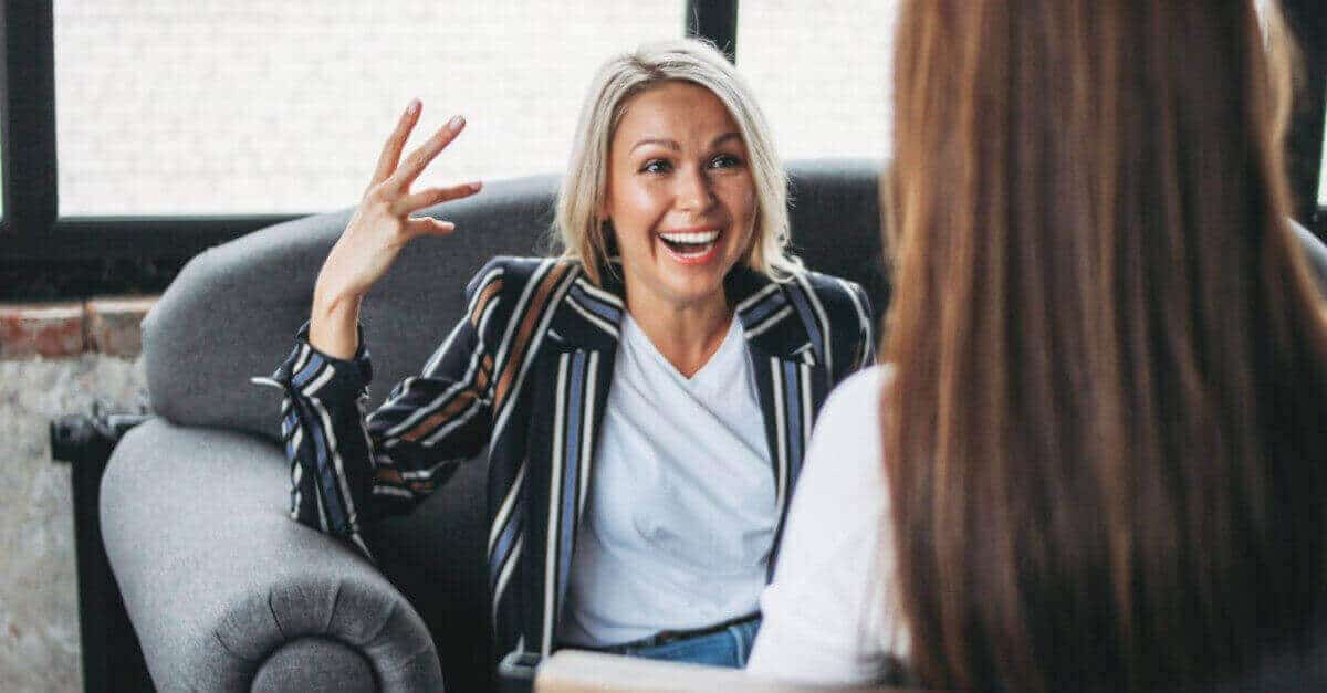 Le donne di questi 3 segni non possono tenere la bocca chiusa