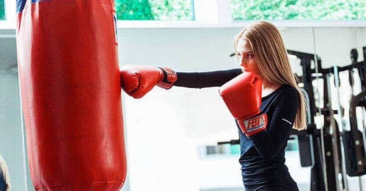 Le donne che amano la boxe, scopriamo i loro segni zodiacali
