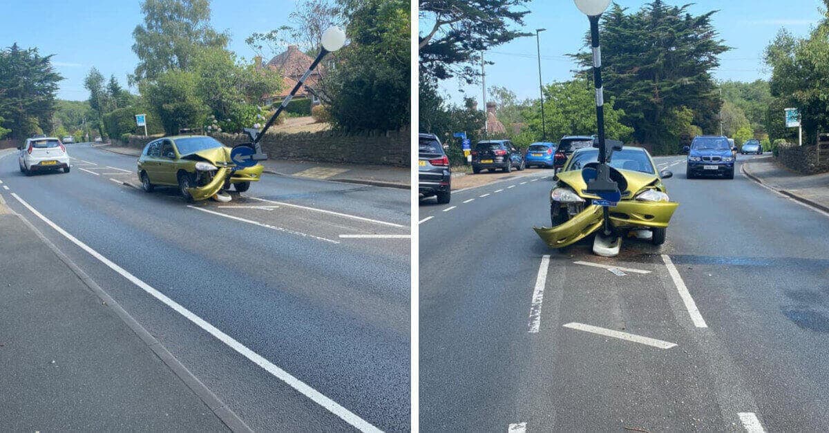 Questo automobilista ha colpito il palo di un cartello stradale dopo aver visto un ragno nella sua auto