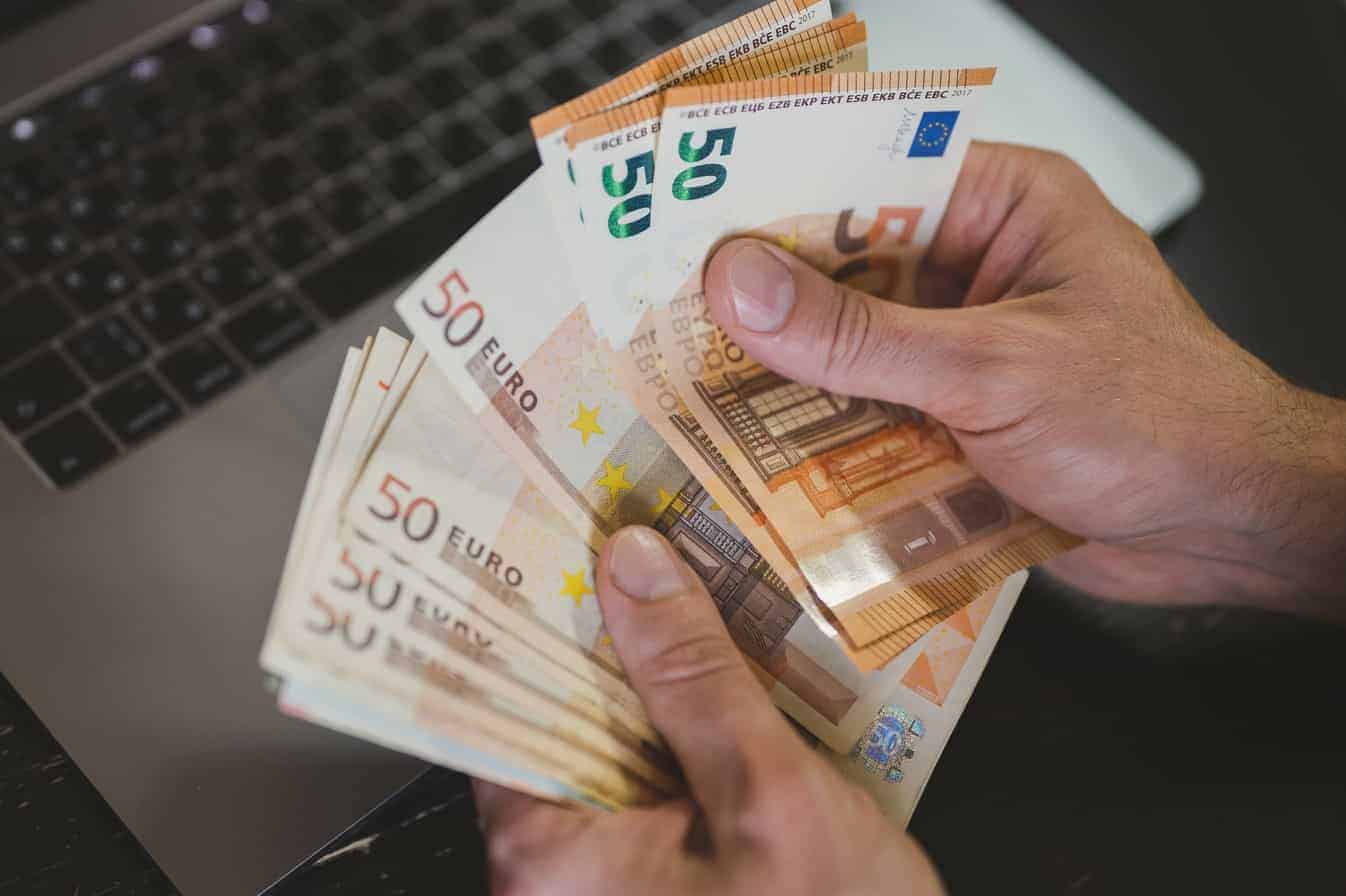 La vita di questi 3 segni zodiacali sarà travolta da una pioggia di denaro nei prossimi giorni