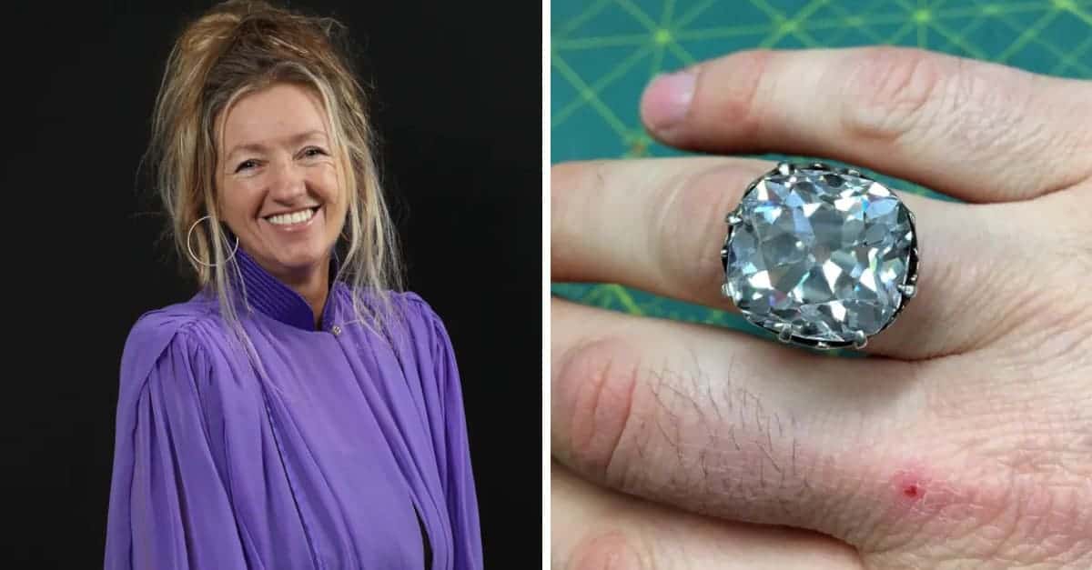 Una donna compra un anello da 10 sterline al mercatino delle pulci e lo tiene in scatola per 33 anni