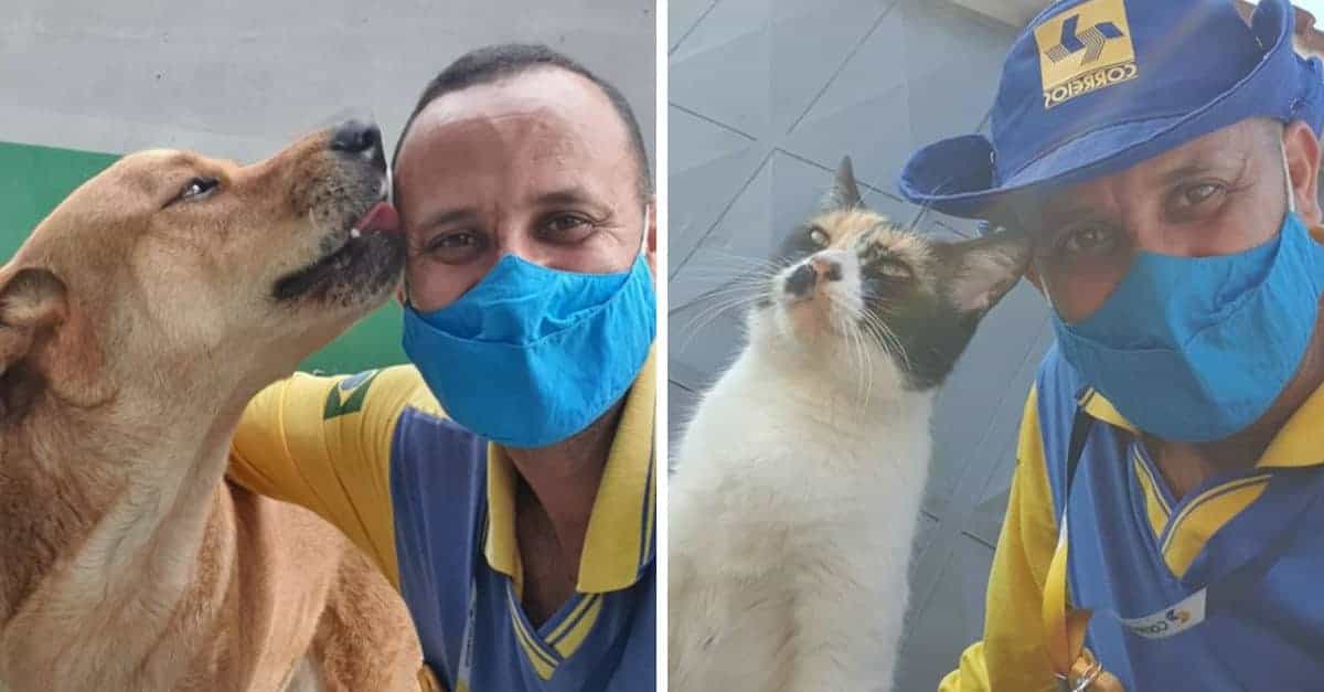 Il postino si fotografa con tutti gli animali a cui fa visita mentre lavora