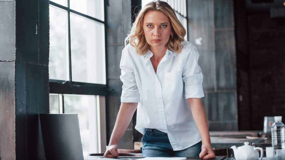 Le donne di questi segni zodiacali non hanno proprio buone maniera