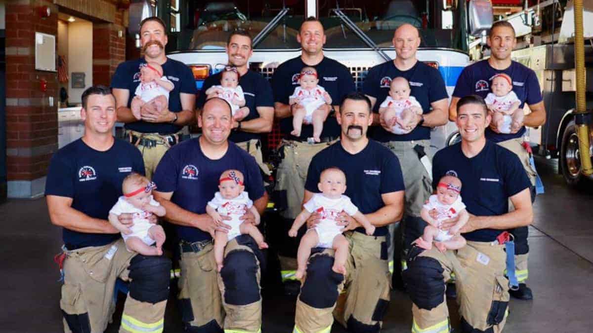 9 vigili del fuoco della stessa caserma diventano padri contemporaneamente
