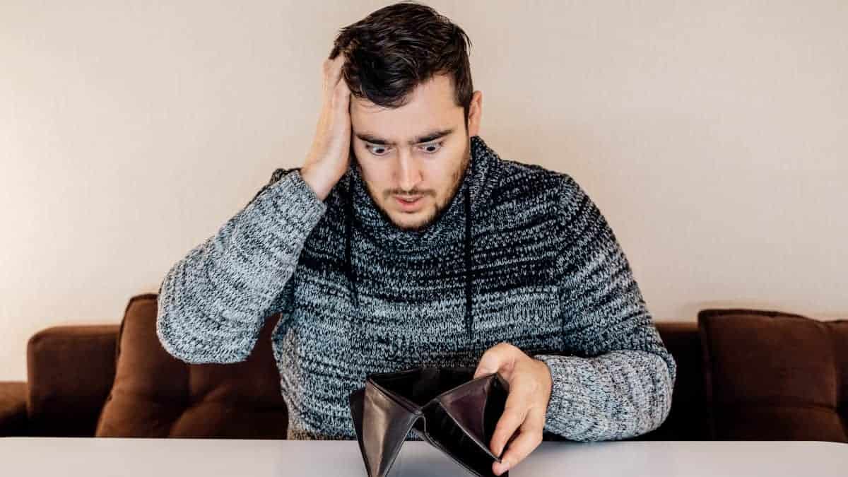 Tre segni dello zodiaco che potrebbero avere dei problemi finanziari: sarà un vero colpo