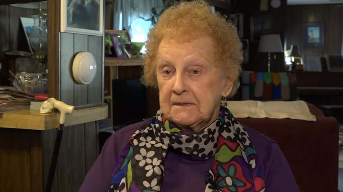 95enne truffato per $ 16.000, risparmi di una vita – La comunità serve gli spaghetti e li recupera