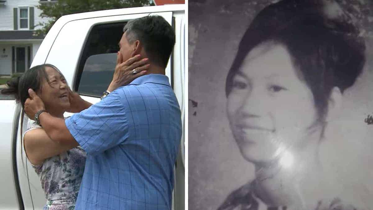 48 anni dopo che la mamma adolescente era stata costretta a rinunciare a suo figlio, lo vede in piedi proprio di fronte a lei
