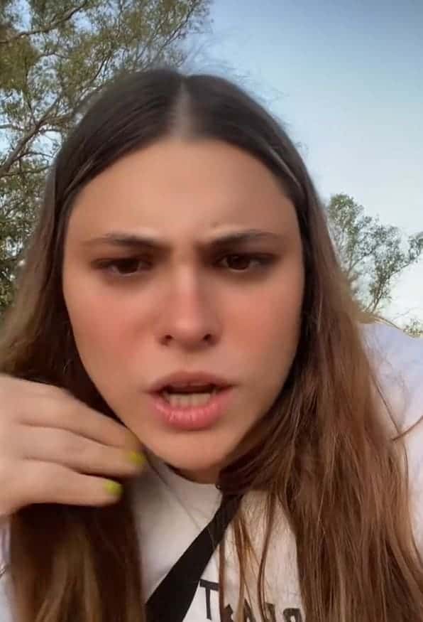 Una ragazza racconta il suo primo appuntamento
