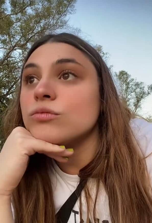 Una ragazza racconta il suo primo appuntamento