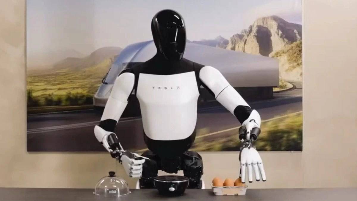 Tesla svela il suo innovativo robot umanoide capace di manipolare uova senza danneggiarle