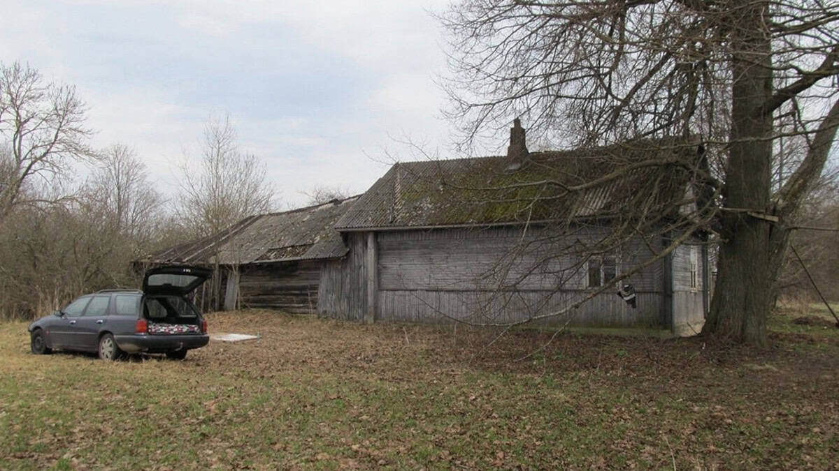 un uomo ha acquistato una fattoria abbandonata e l’ha trasformata in una casa da sogno